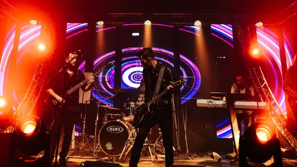 The 4 Most Popular Garage Heating Systems Pros & Cons