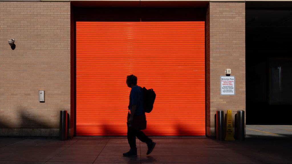 How to Pair Car Garage Door Opener to Your Garage