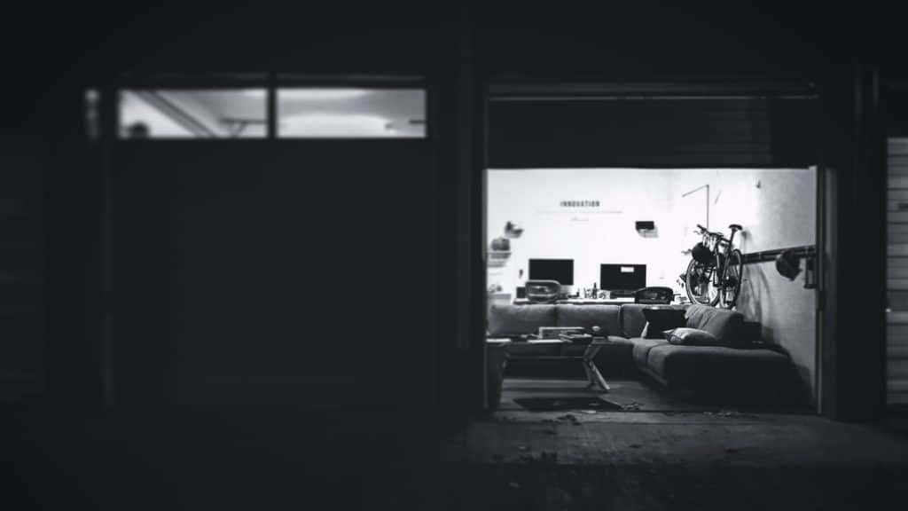 Garage doors | Ways to update your garage door